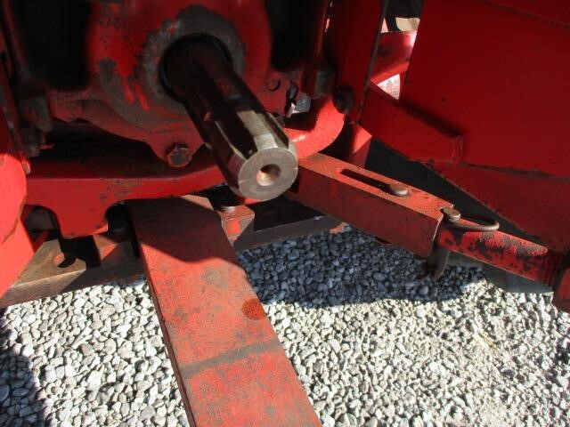 1977 International Harvester 886 Tractor