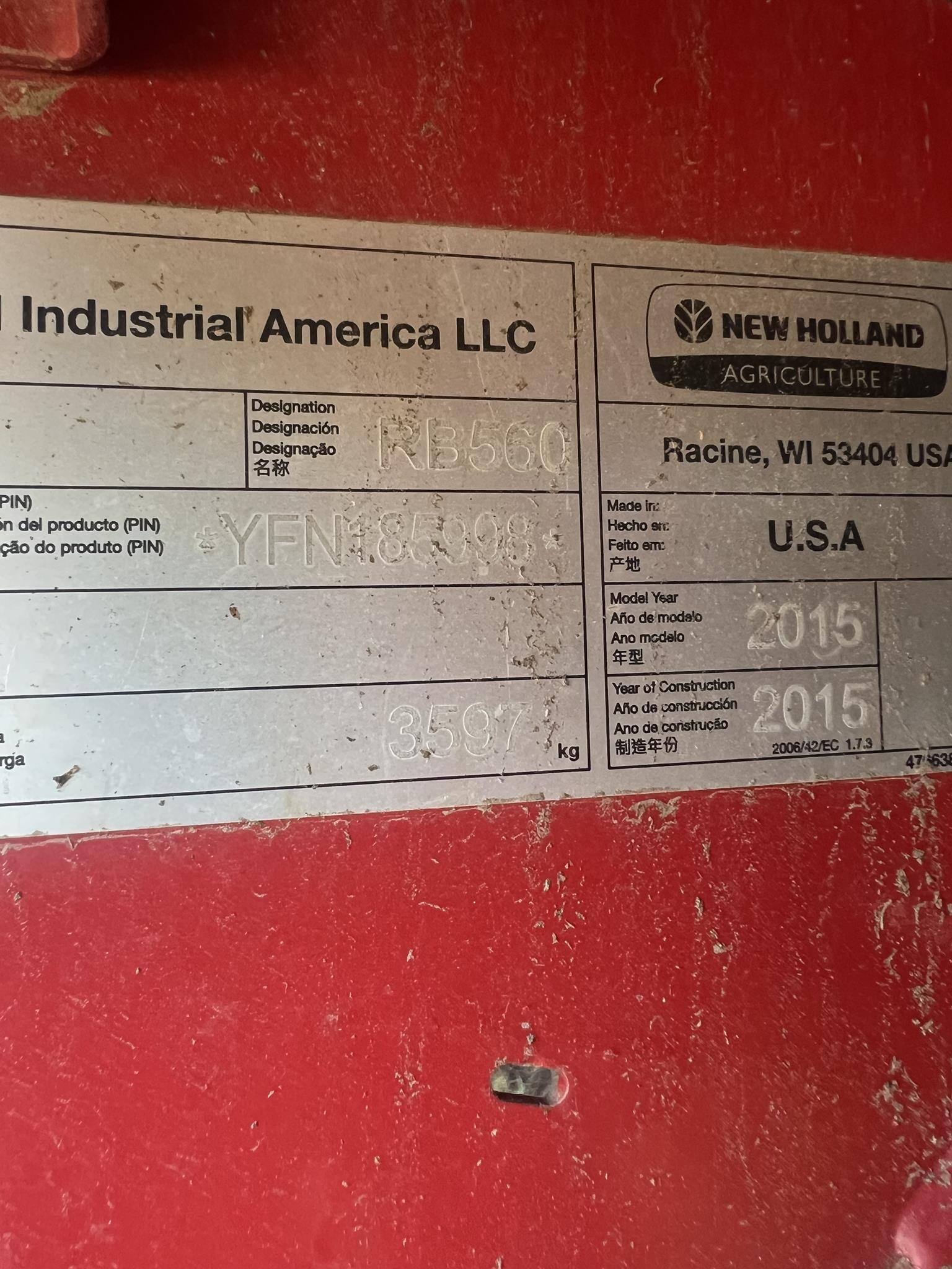 2015 New Holland Roll-Belt 560 Round Baler