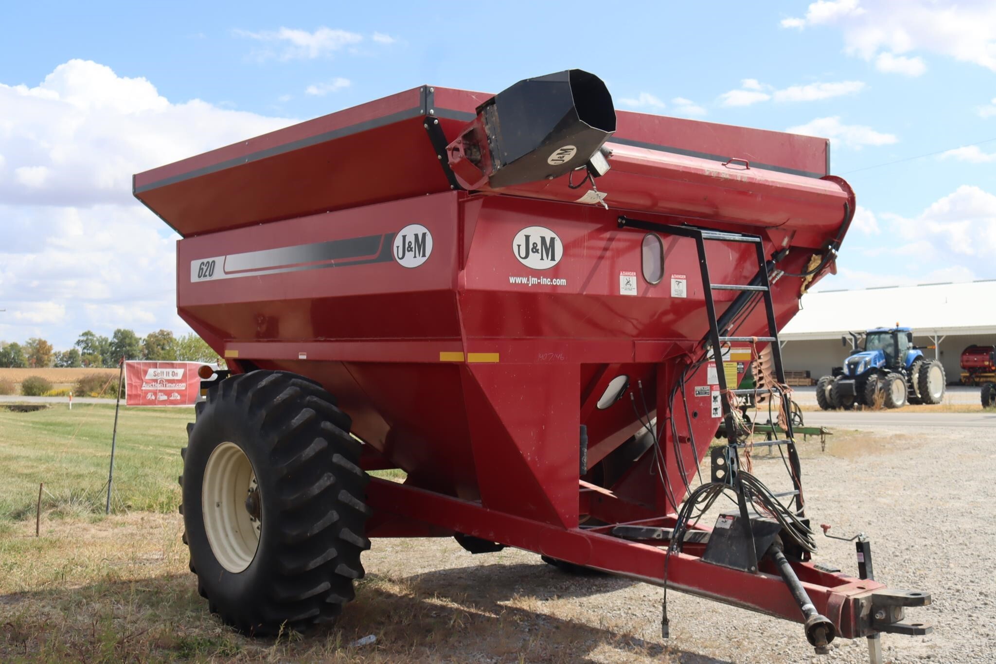 2001 J&M 620 Grain Cart