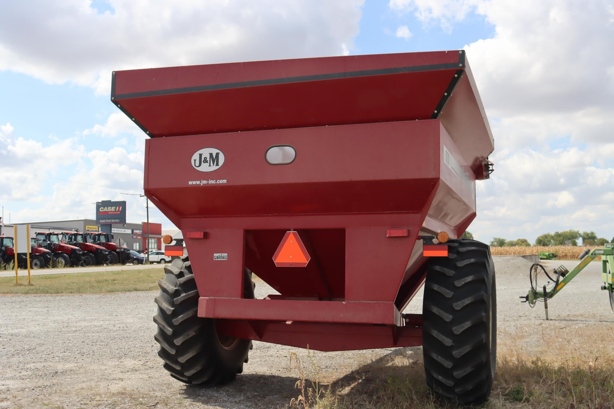 2001 J&M 620 Grain Cart