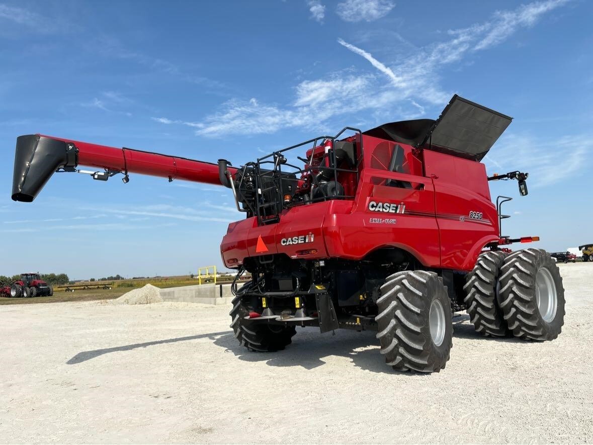 2021 Case IH 8250 Combine