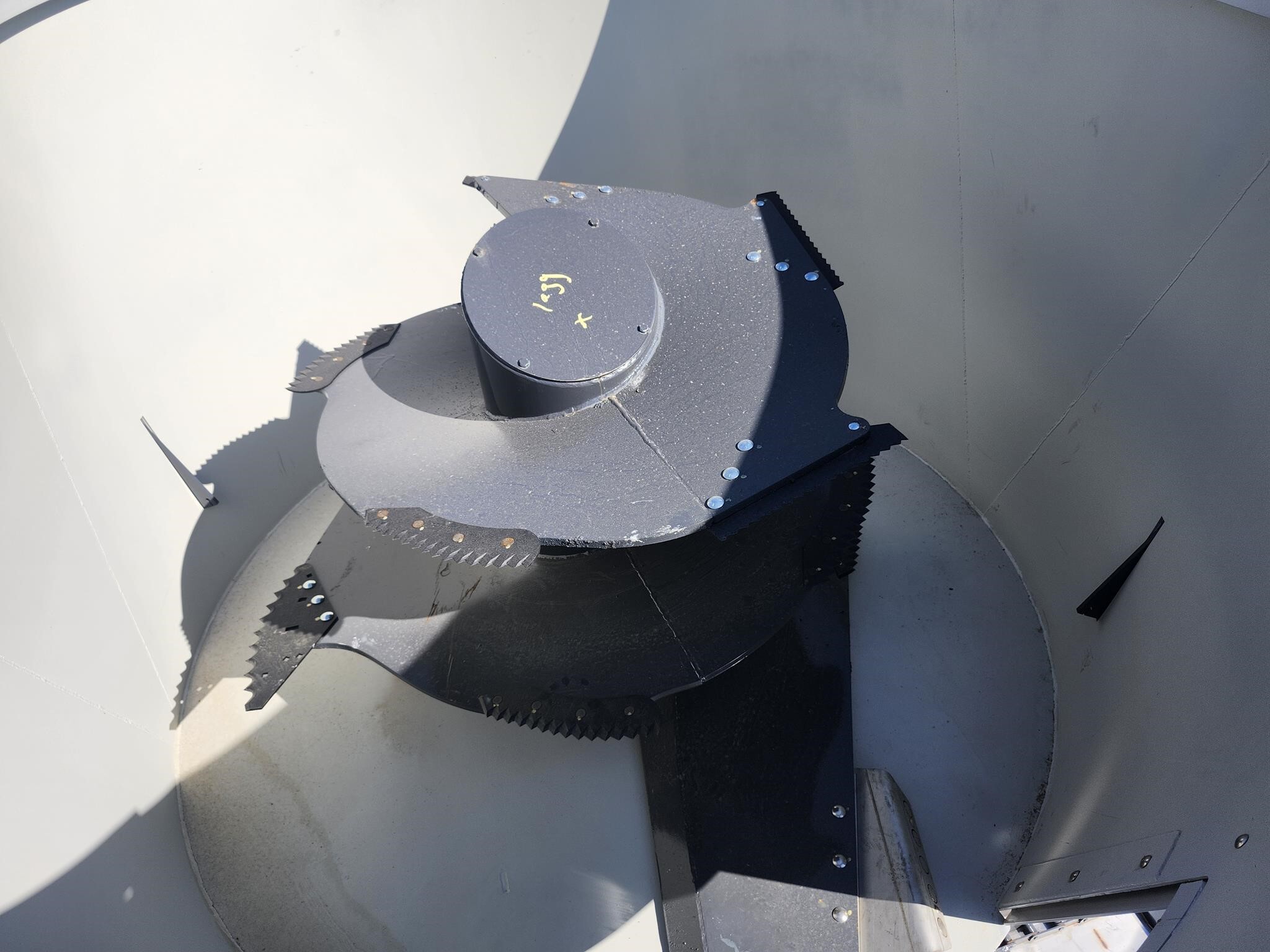 2024 Penta 5040 Feed Wagon