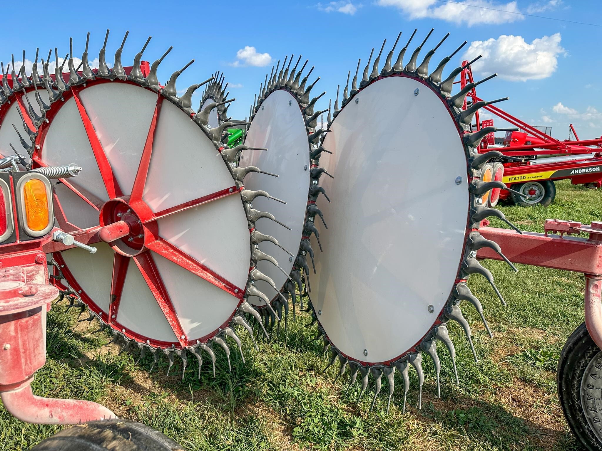 2025 Rowse Ultimate 27 Rake