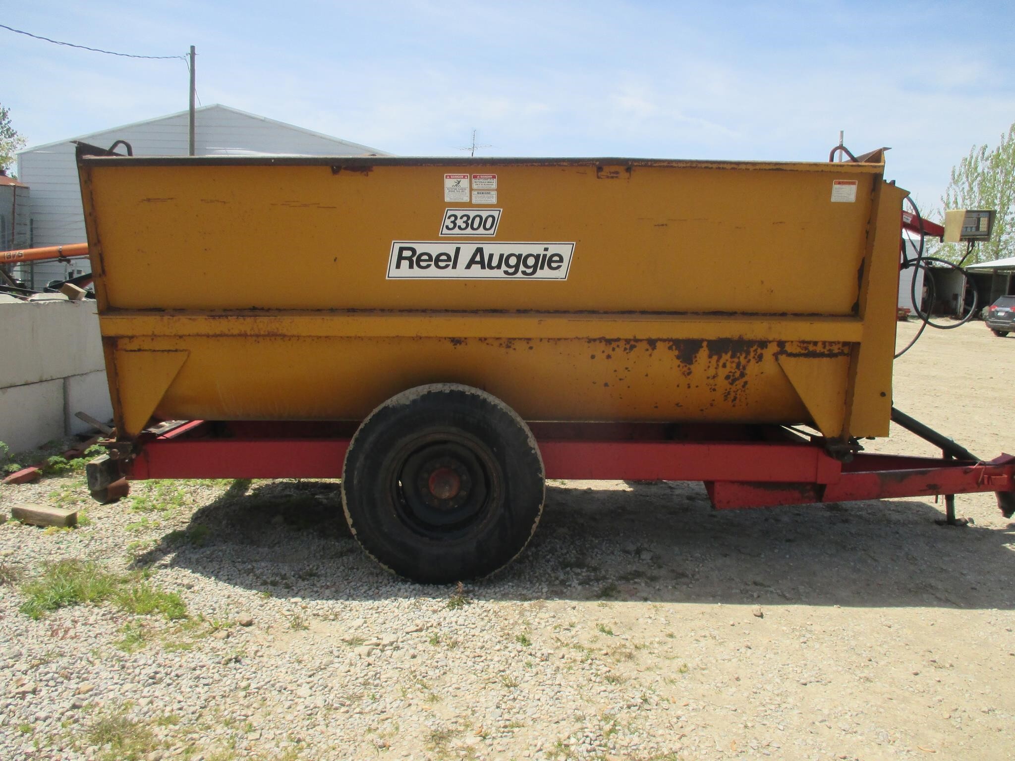  Knight 3300 Grinders and Mixer