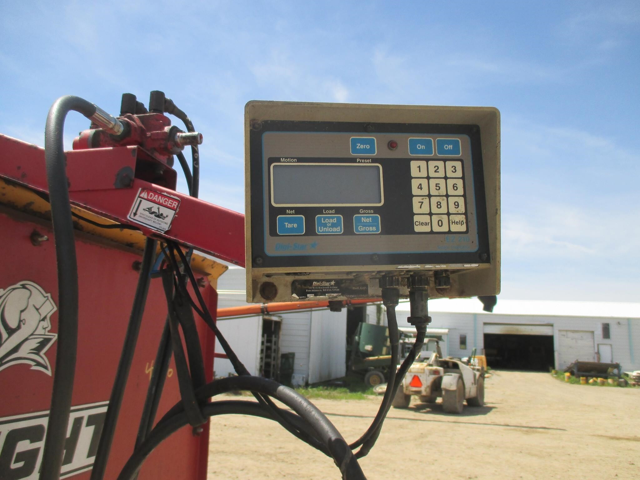  Knight 3300 Grinders and Mixer