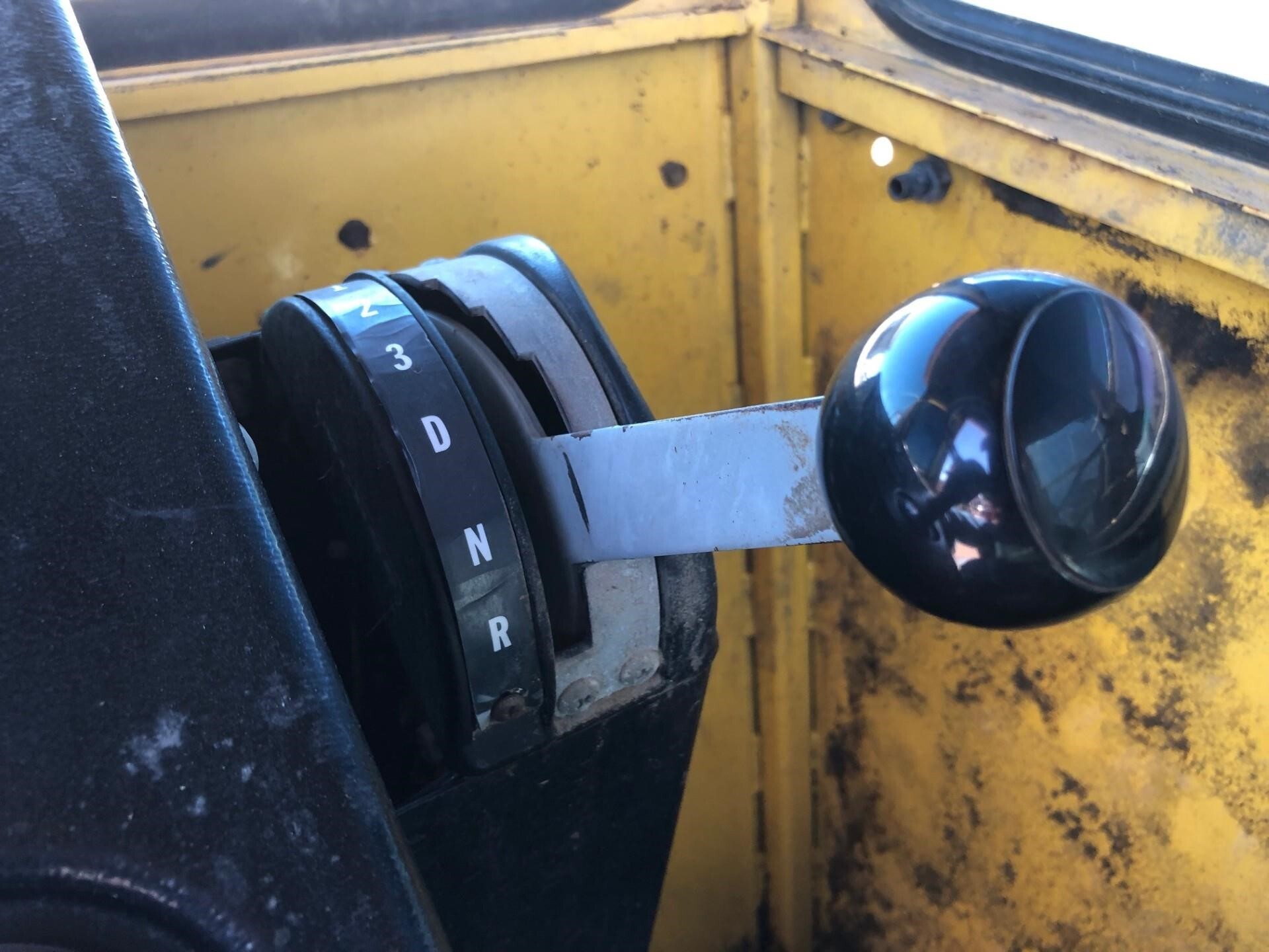  New Holland 1095 Bale Wagons and Trailer