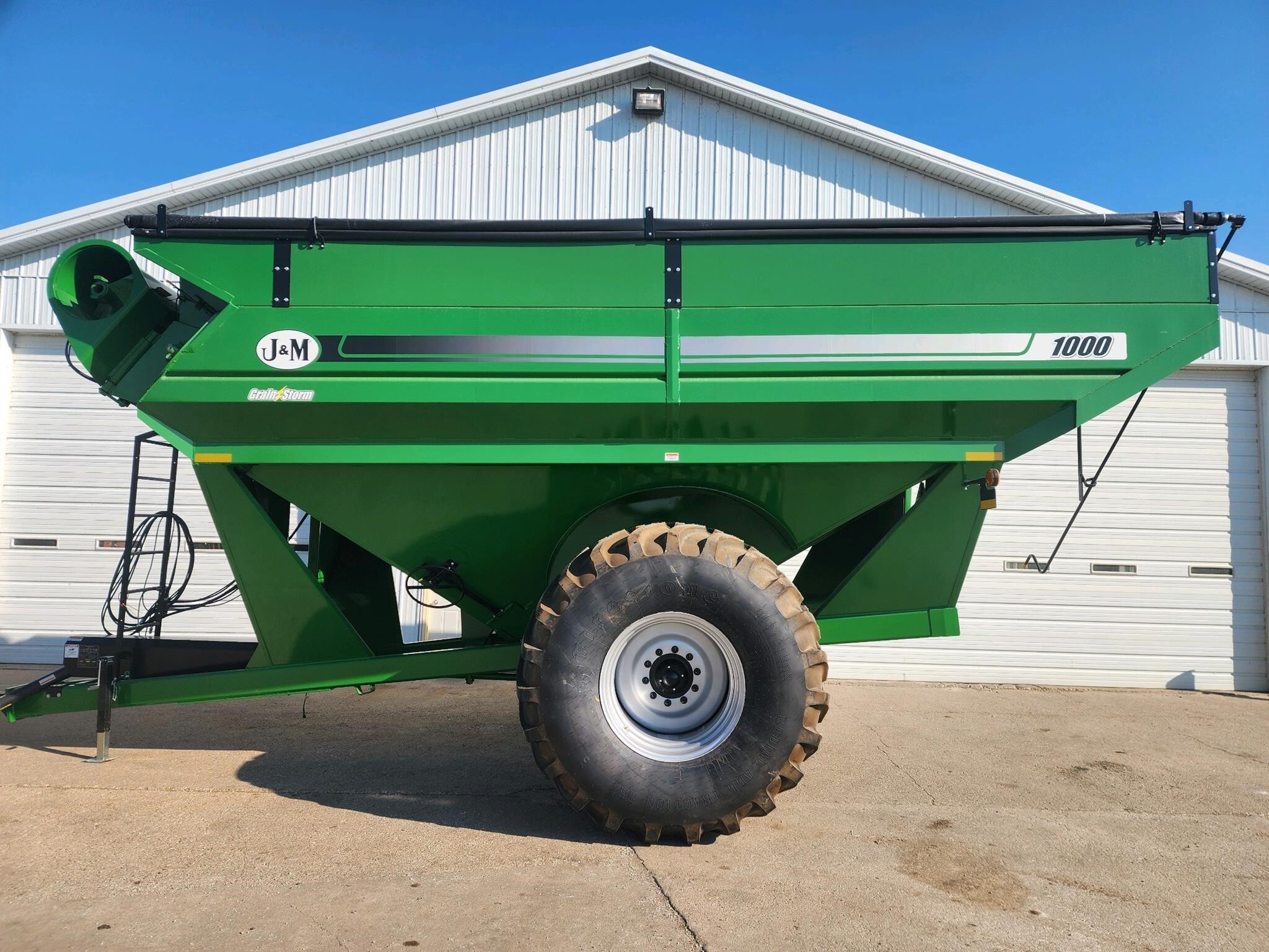 2024 J&M 1000-20 Grain Cart