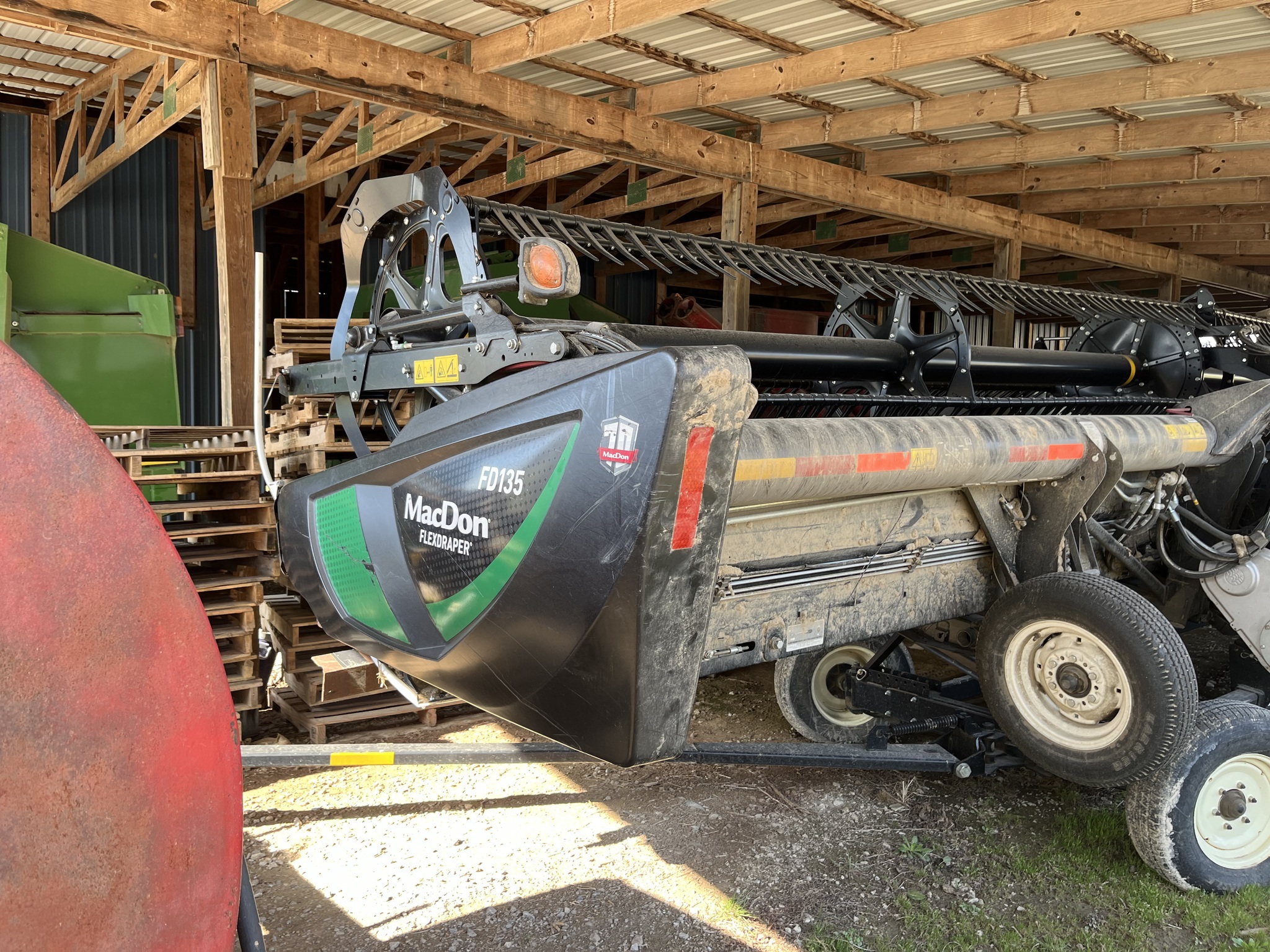 2019 MacDon FD135 Platform