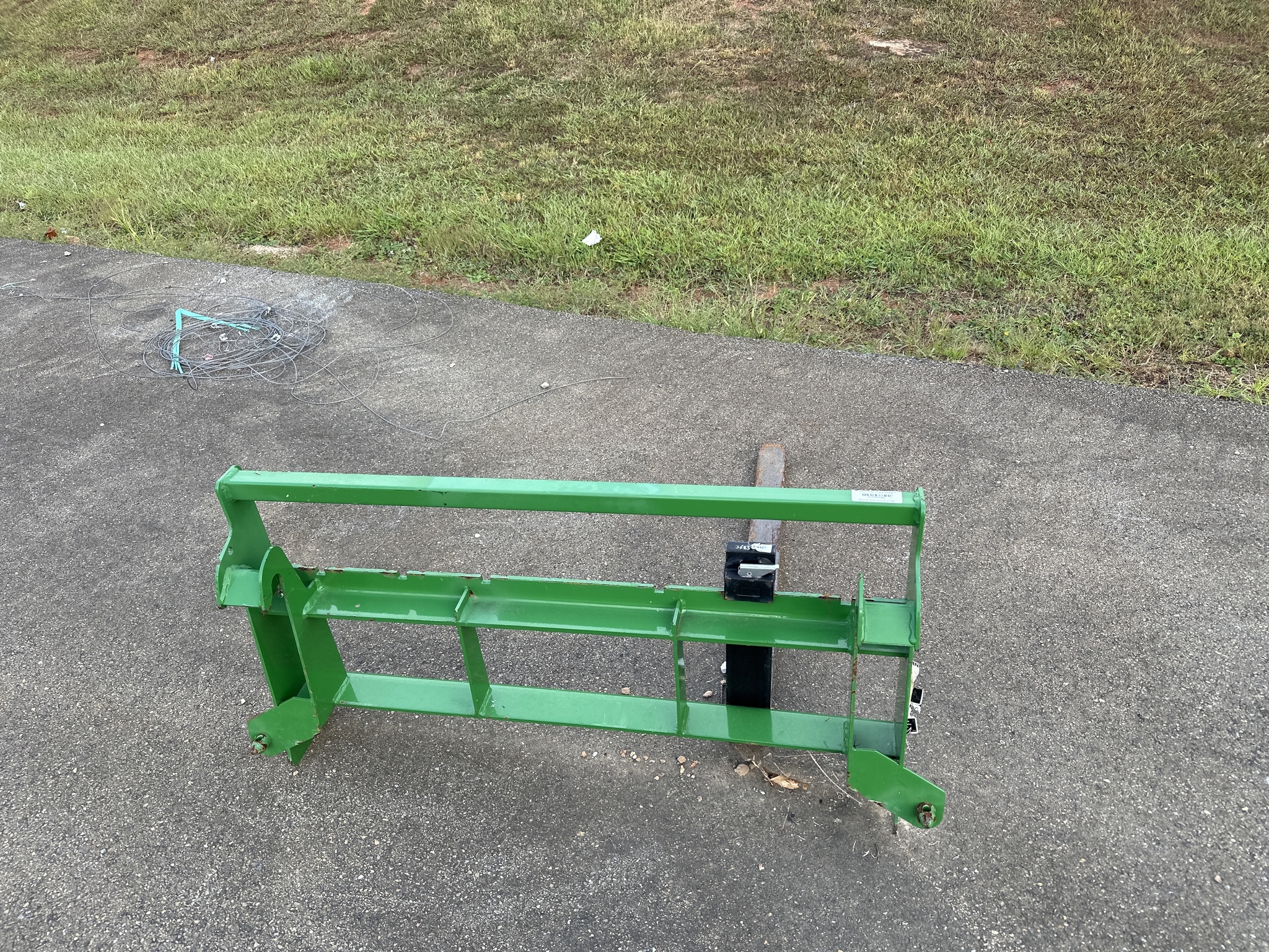 2022 Frontier AP10F Loader and Skid Steer Attachment