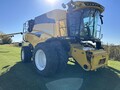 2024 New Holland CR7.90 REVELATION Combine
