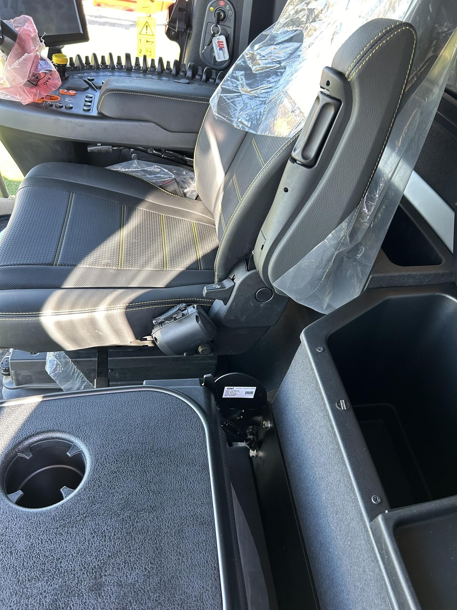 2024 New Holland CR7.90 REVELATION Combine