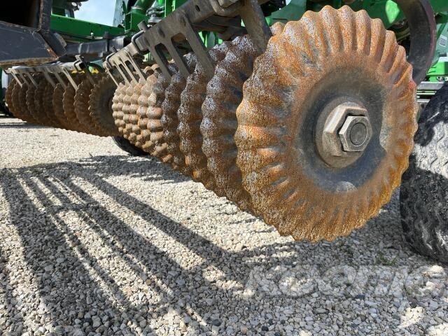 2023 John Deere 2660VT Vertical Tillage