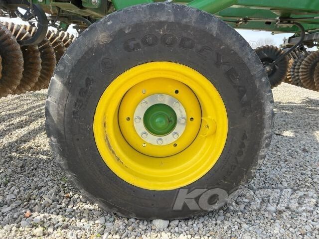 2023 John Deere 2660VT Vertical Tillage