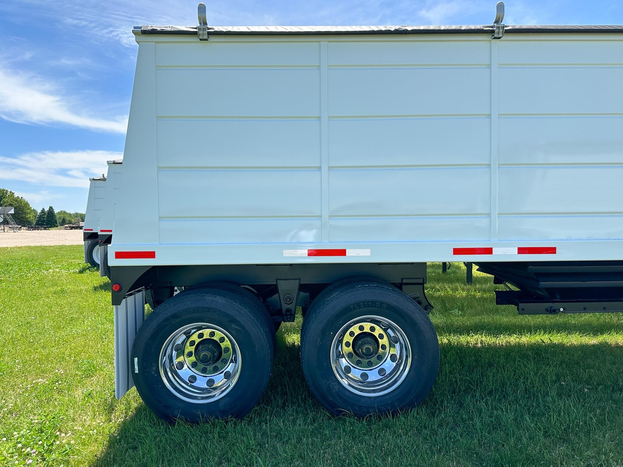 2026 Demco 4222 Grain Trailer