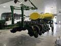 2015 John Deere 1775NT Planter