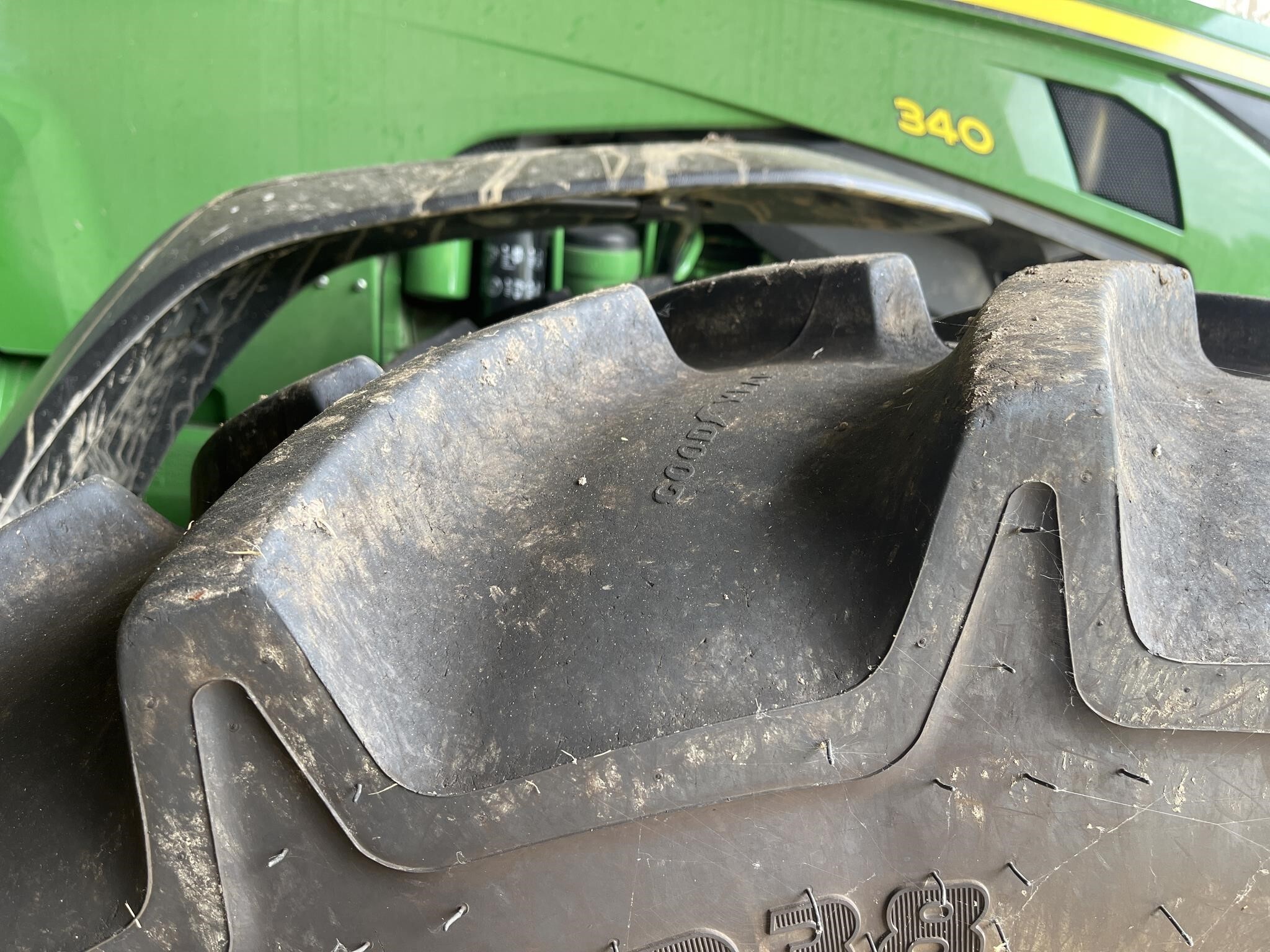 2023 John Deere 8R 340 Tractor