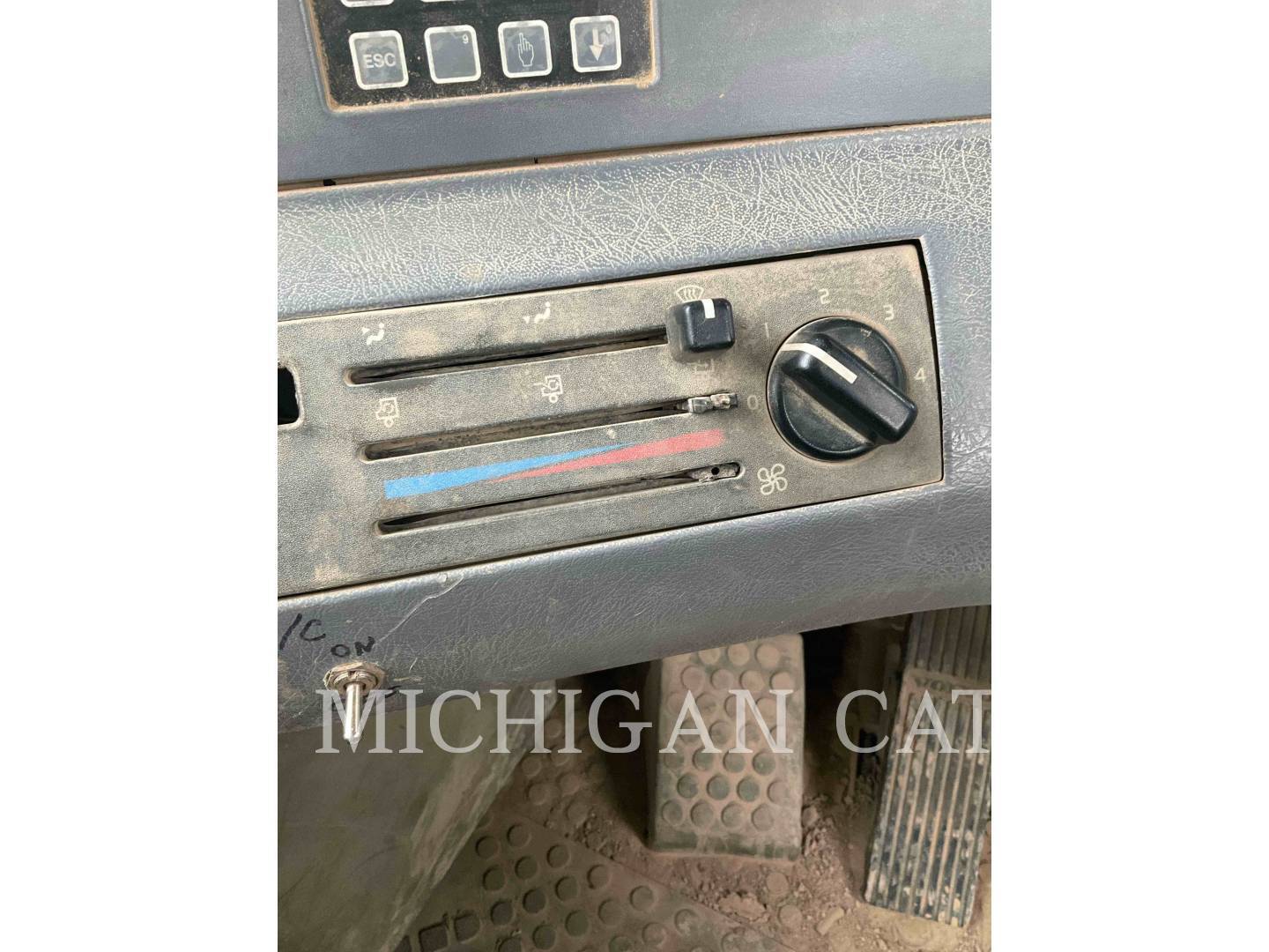 2003 Volvo A30D Forestry and Mining