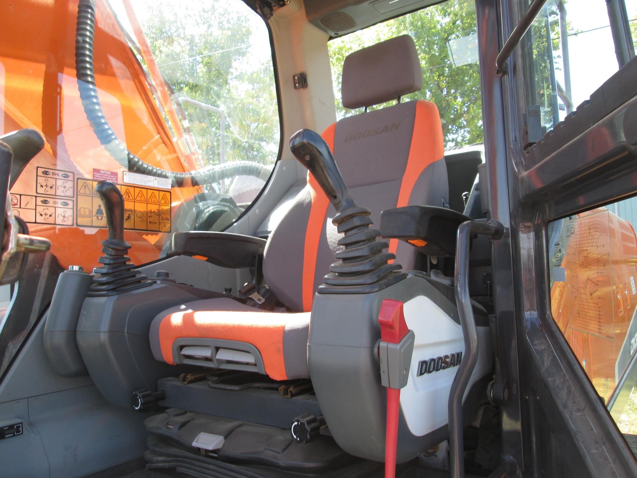 2020 Doosan DX350 LC-5 Excavator