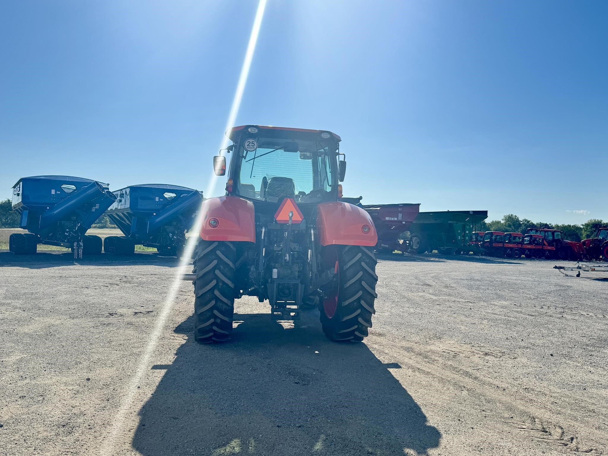 2024 Kubota M7-154 DELUXE Tractor