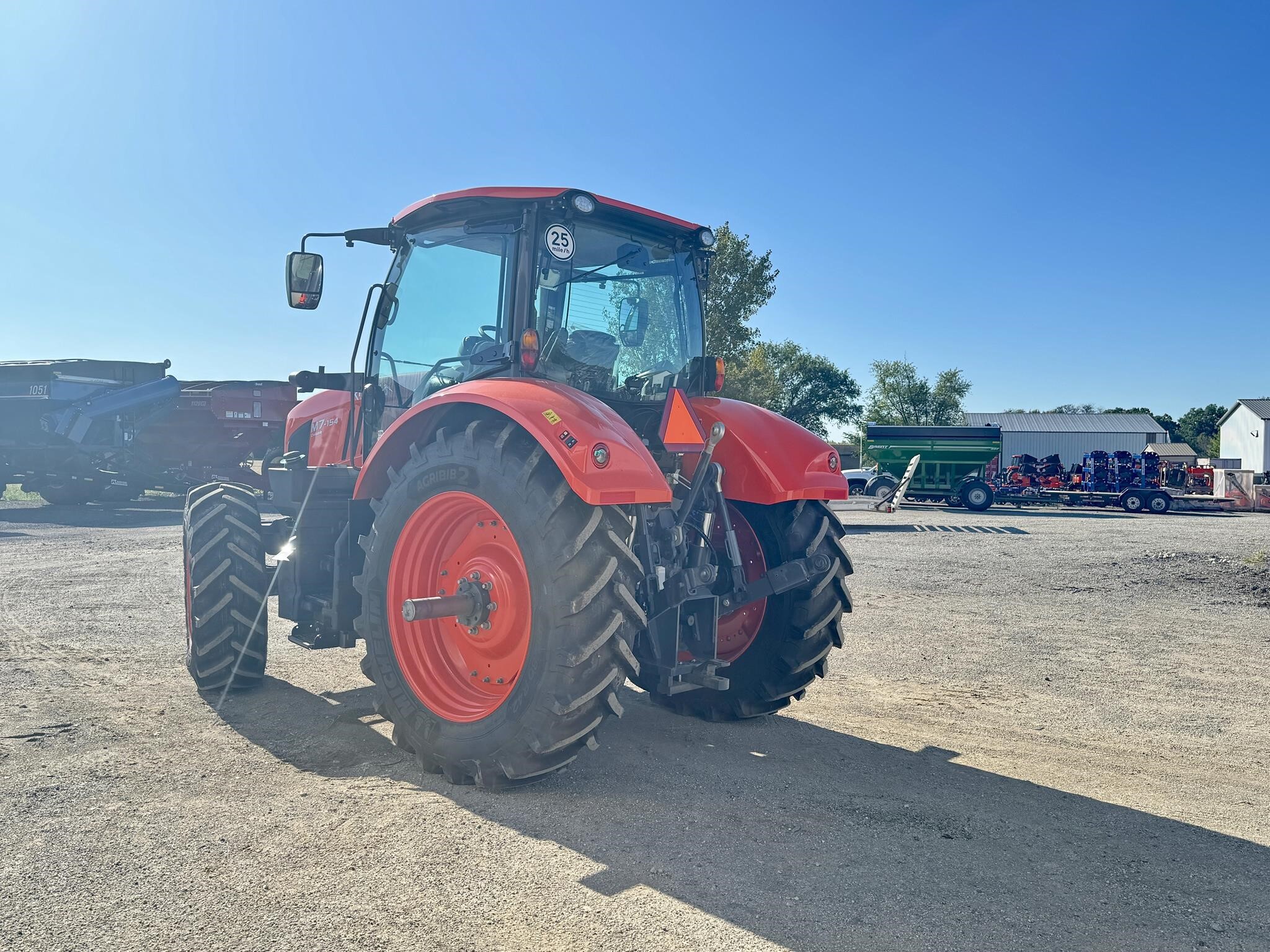 2024 Kubota M7-154 DELUXE Tractor