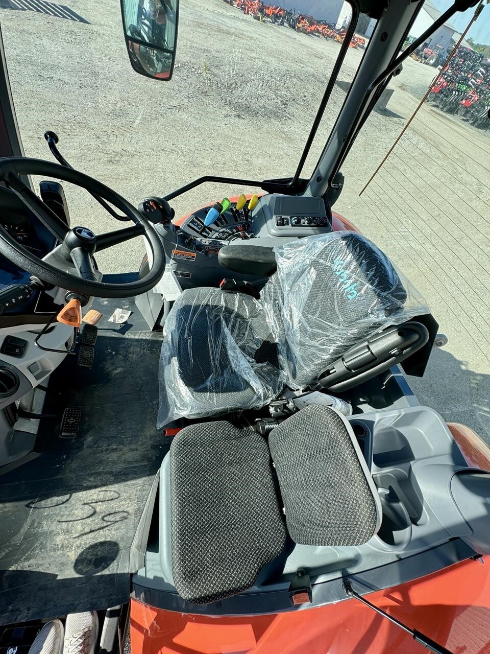 2024 Kubota M7-154 DELUXE Tractor