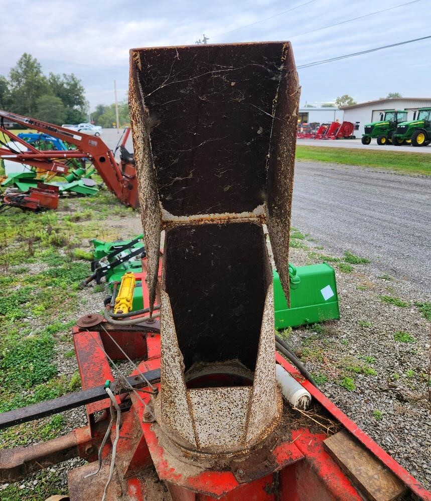  Ber-Vac B96 Snow Blower