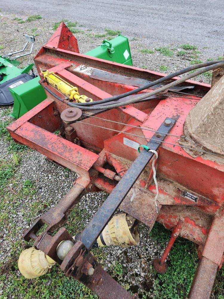  Ber-Vac B96 Snow Blower