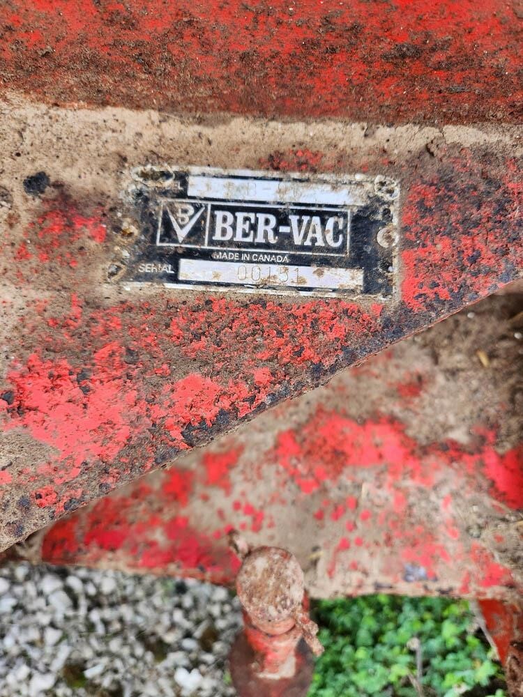  Ber-Vac B96 Snow Blower