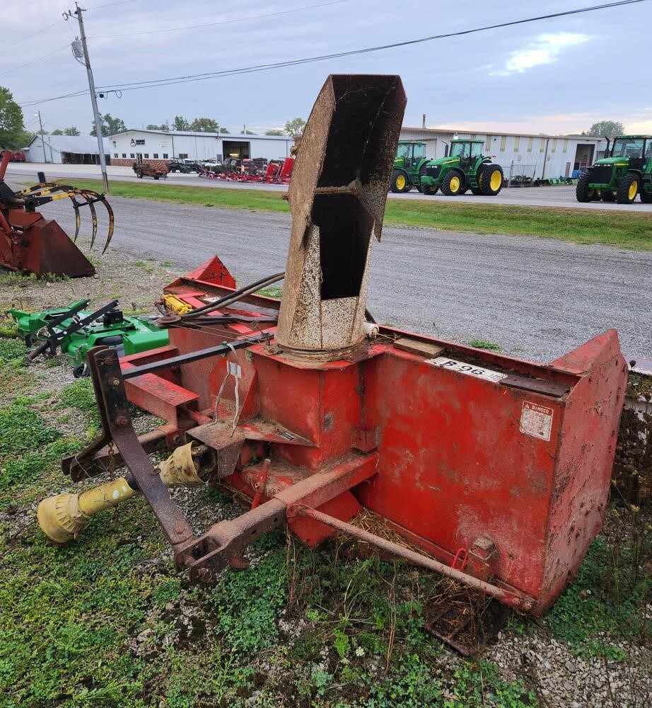  Ber-Vac B96 Snow Blower