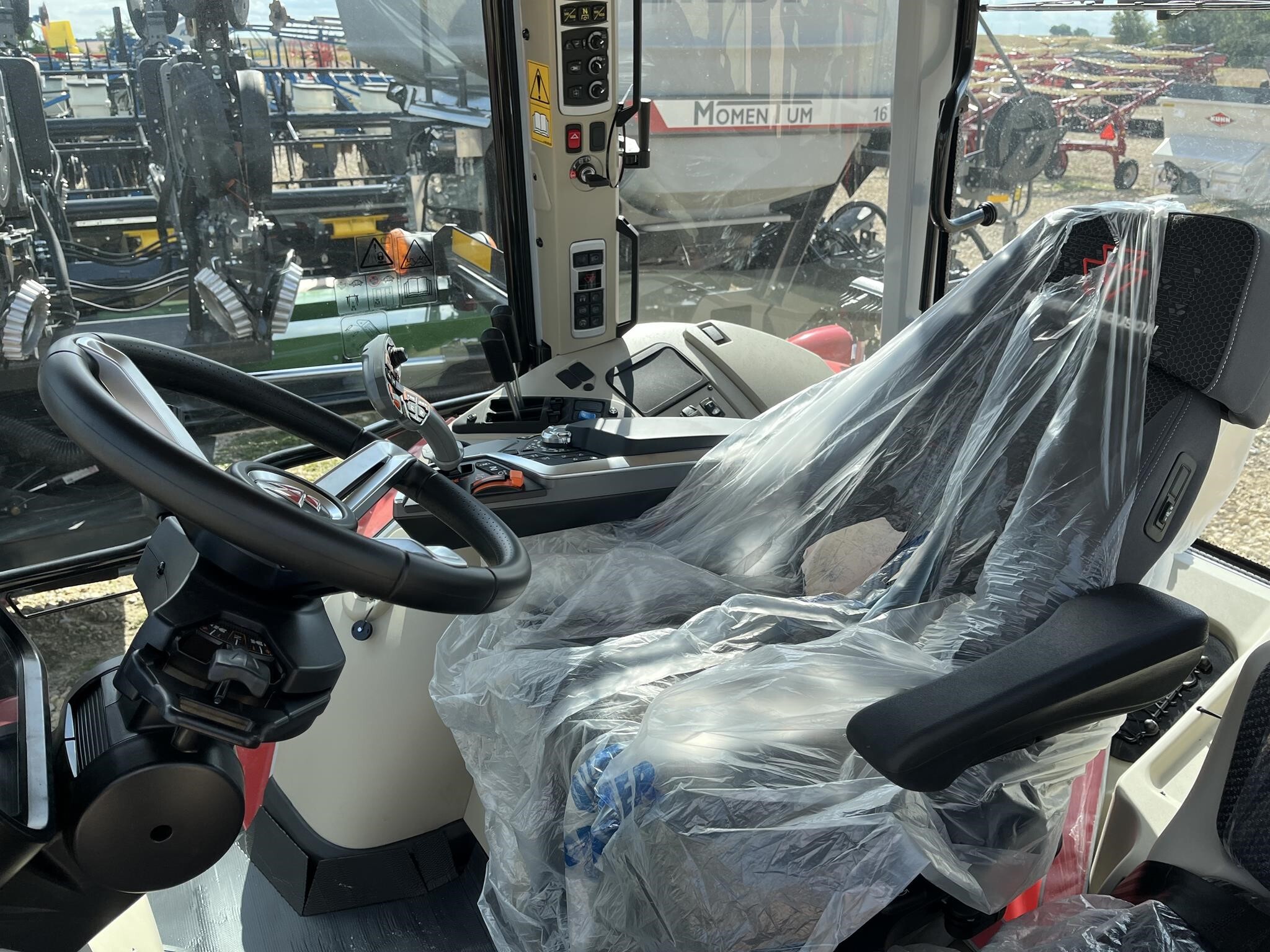 2024 Massey Ferguson 7S.180 Tractor
