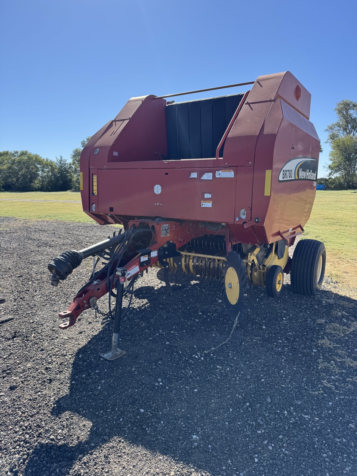 2006 New Holland BR780A Round Baler
