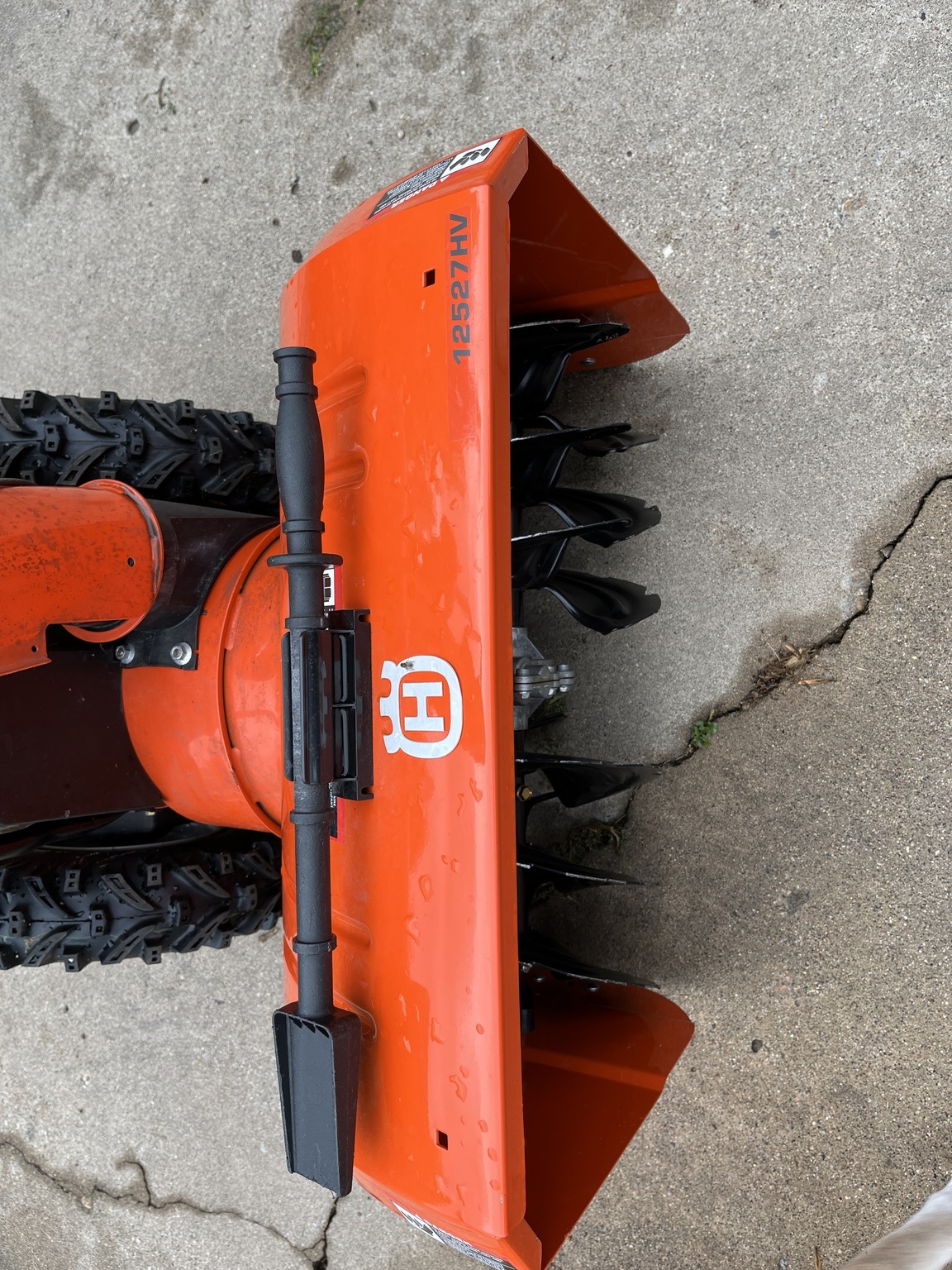 2013 Husqvarna 12527HV Snow Blower