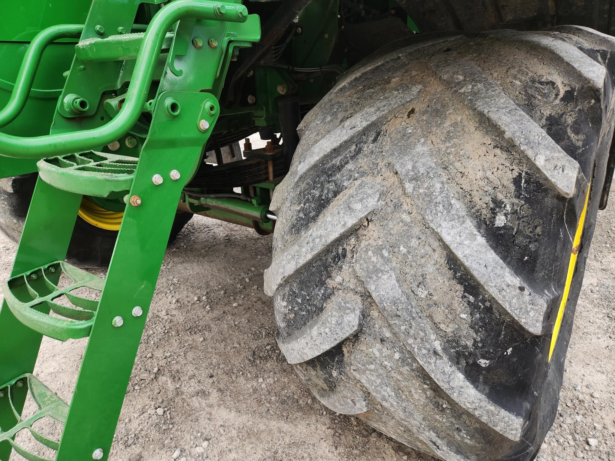 2018 John Deere F4365 Self-Propelled Fertilizer Spreader