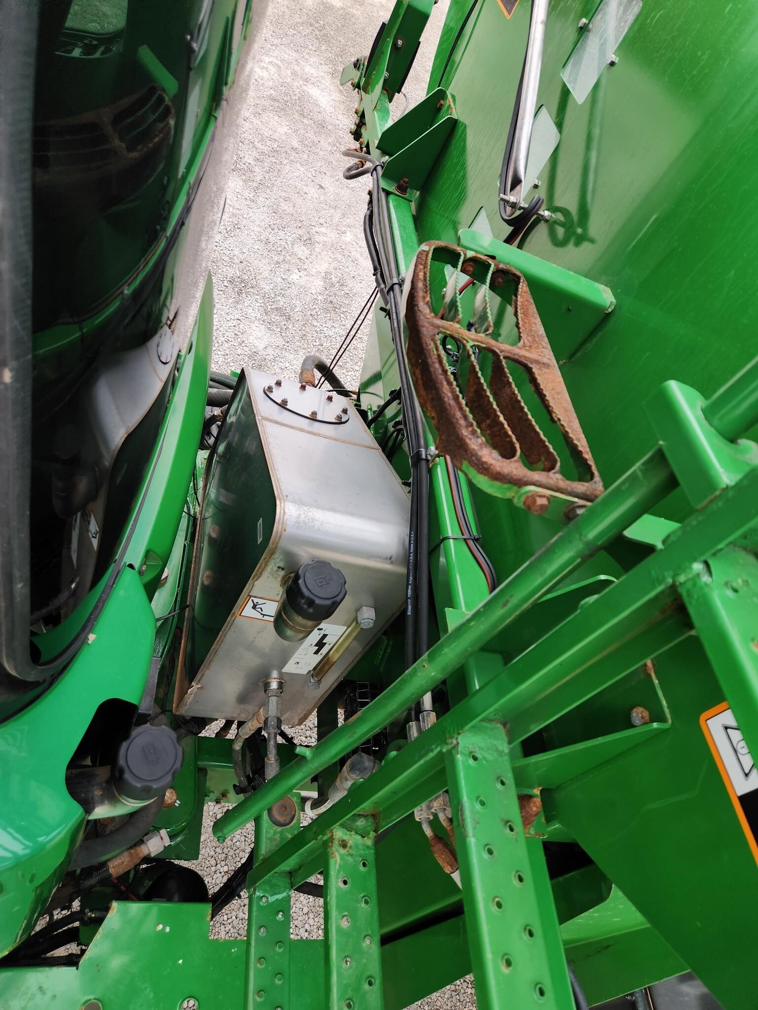 2018 John Deere F4365 Self-Propelled Fertilizer Spreader