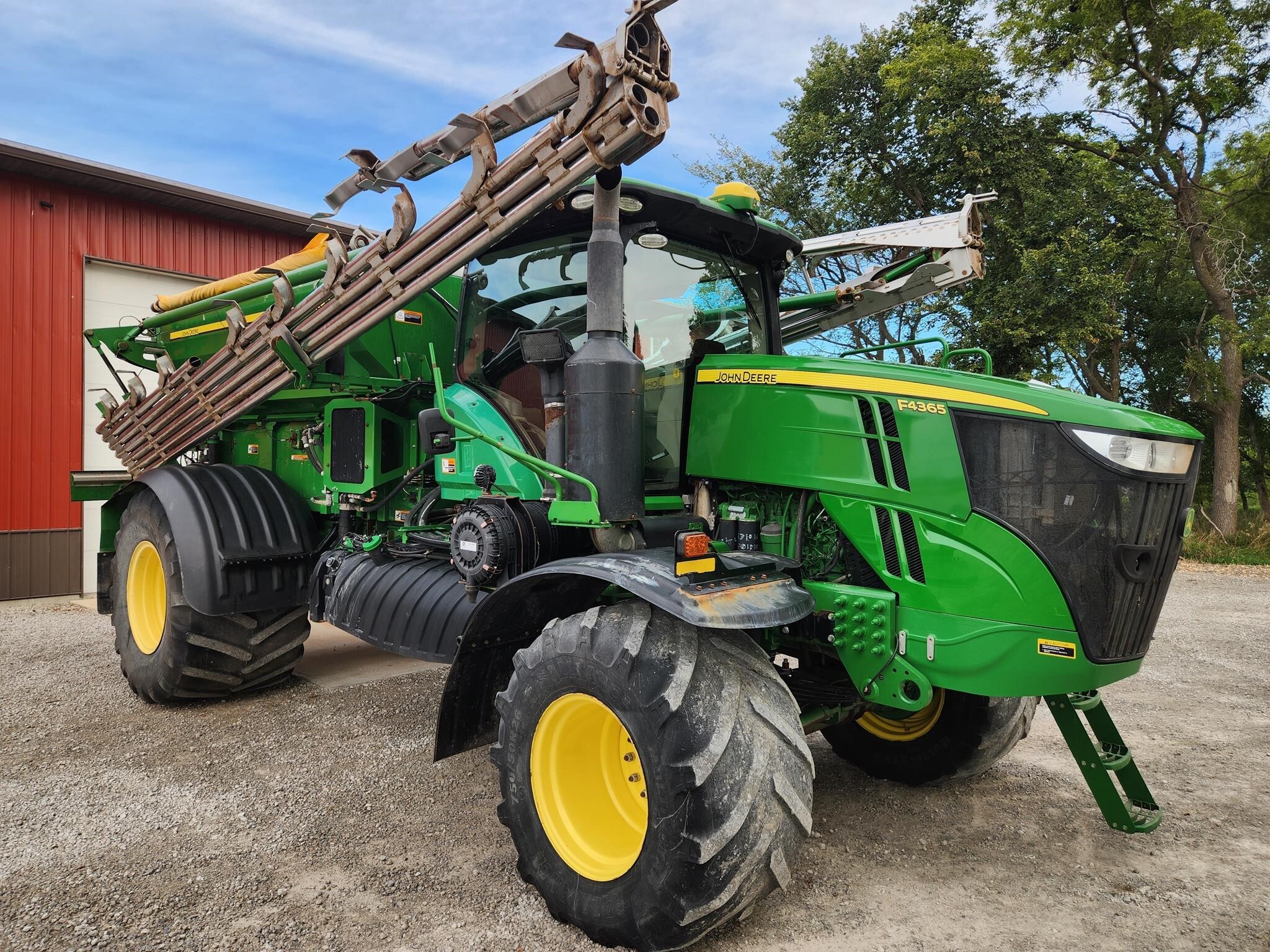 2018 John Deere F4365 Self-Propelled Fertilizer Spreader