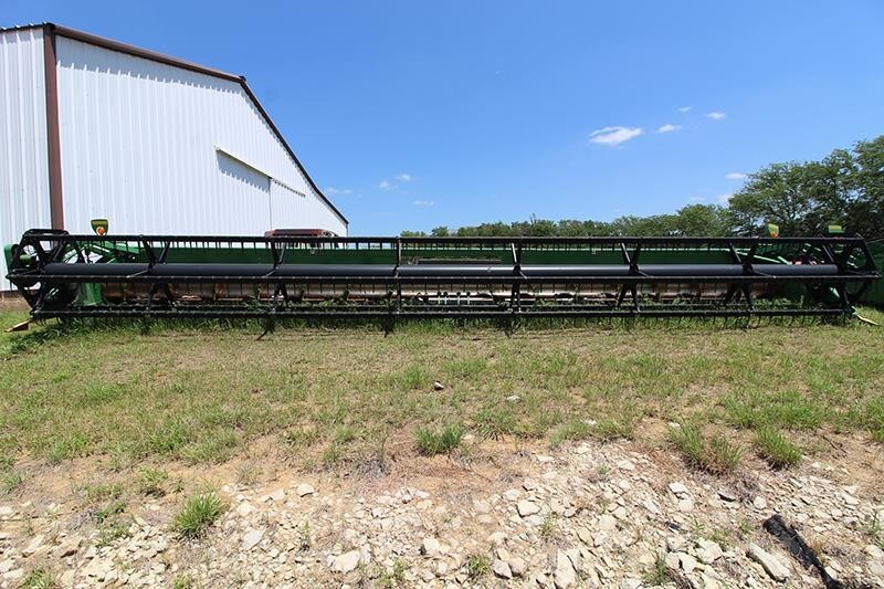 2006 John Deere 635F Platform