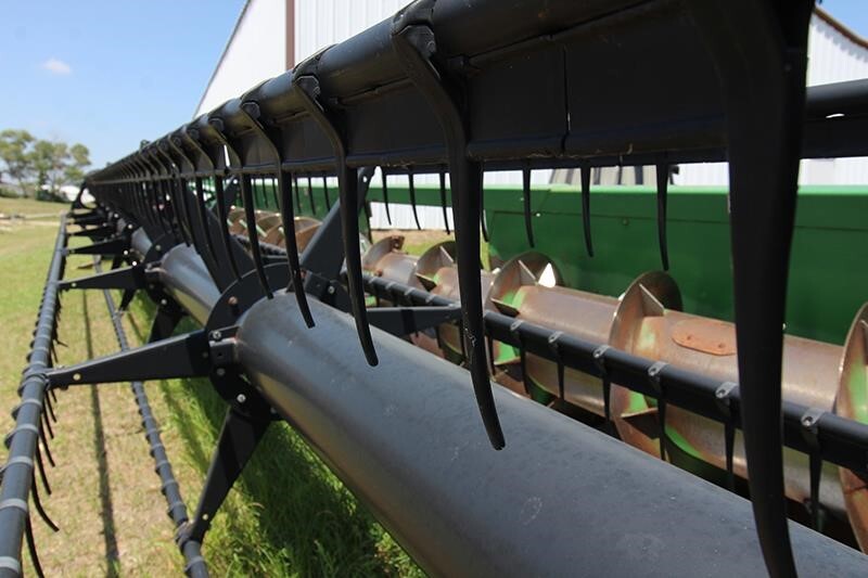 2006 John Deere 635F Platform