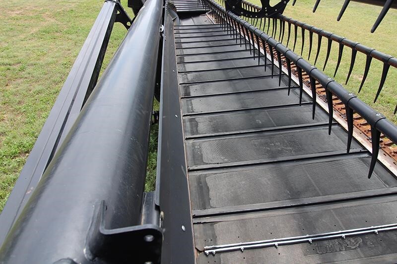 2016 MacDon FD75 Platform