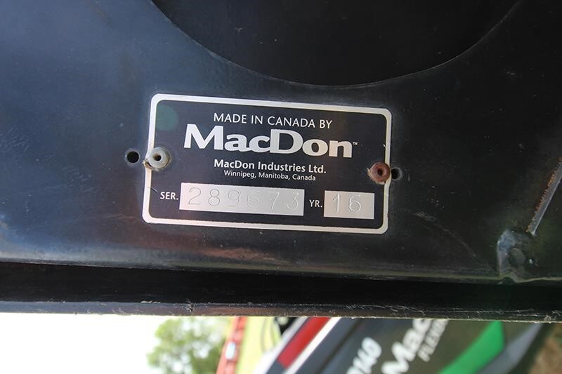 2016 MacDon FD75 Platform