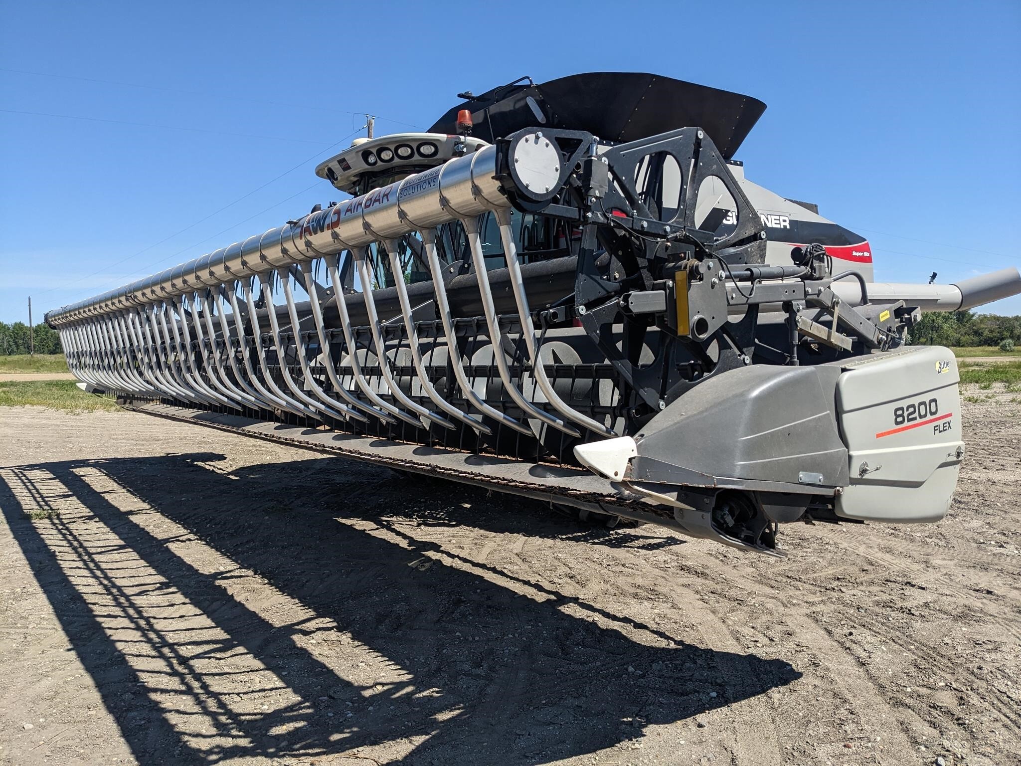 2019 Gleaner 8200 Platform
