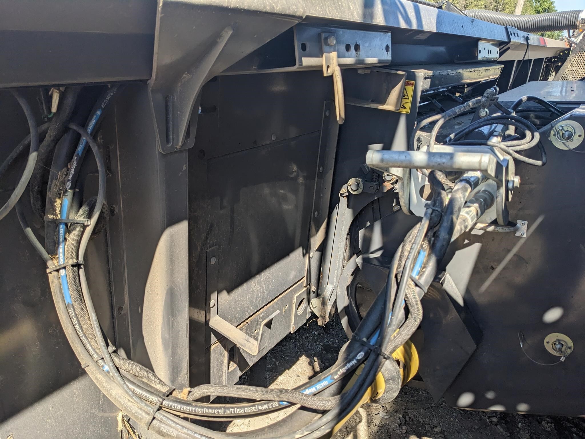 2019 Gleaner 8200 Platform