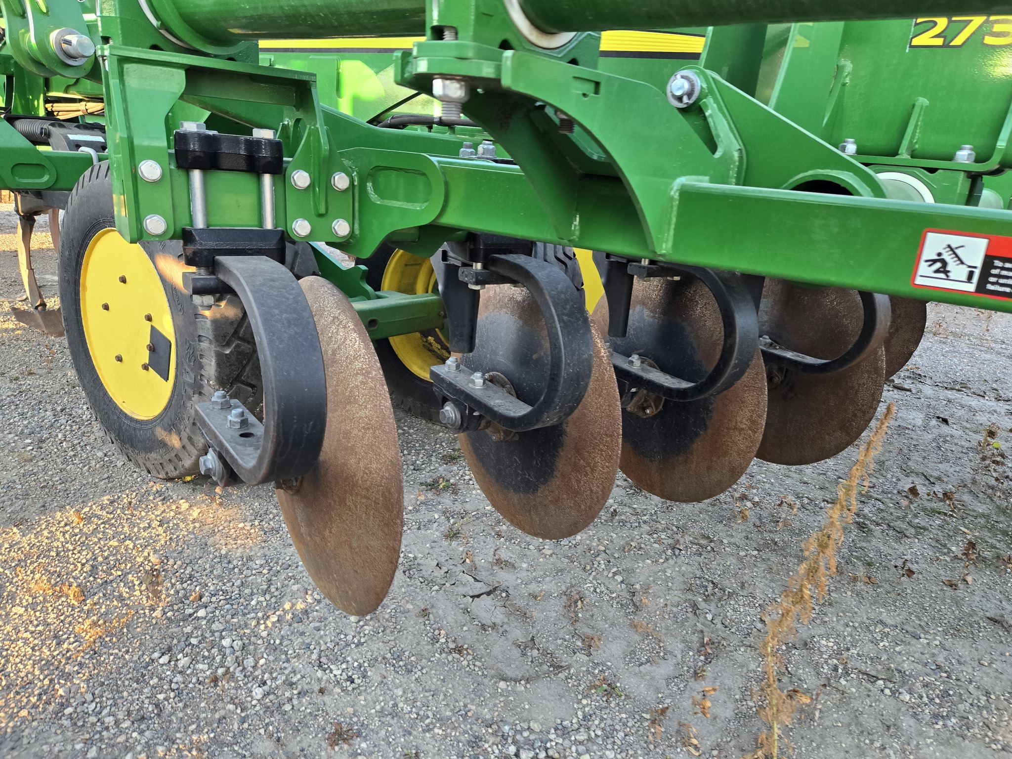 2023 John Deere 2730 In-Line Ripper