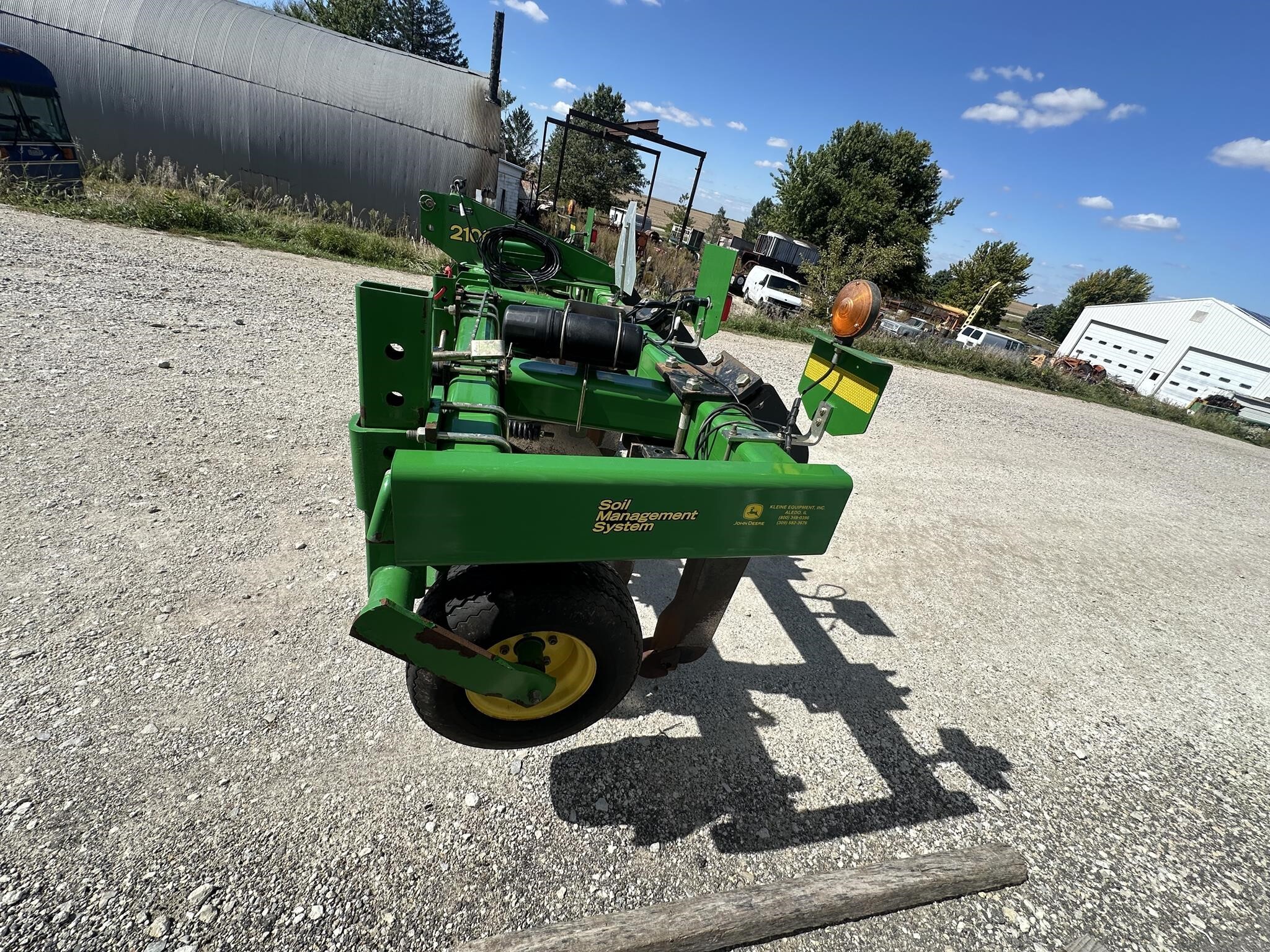  John Deere 2100 In-Line Ripper