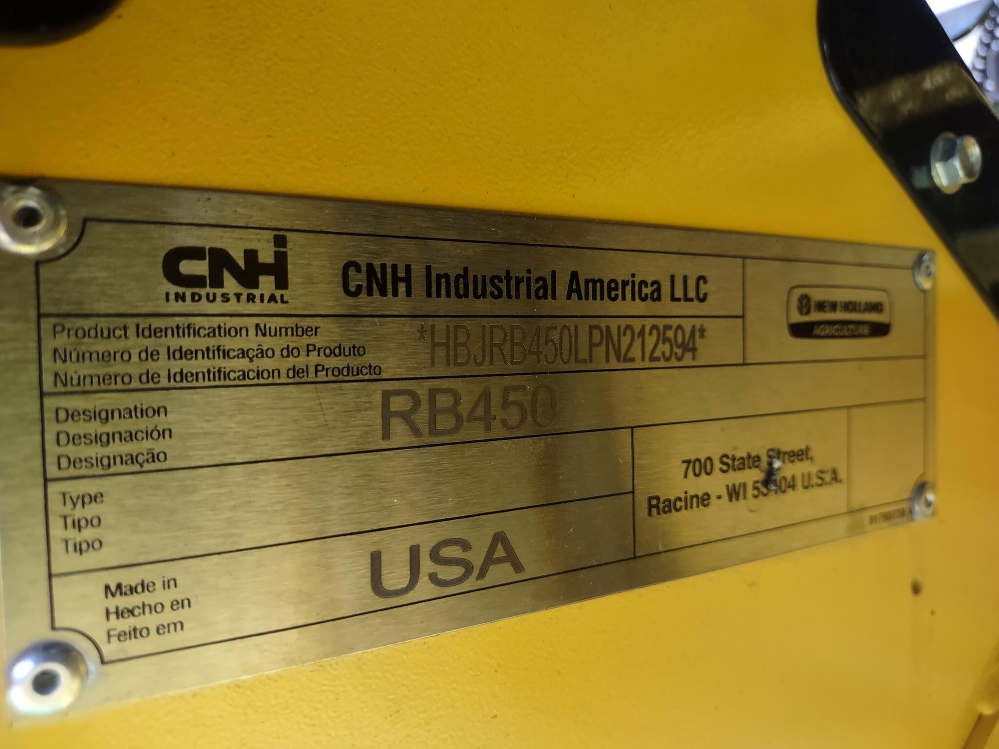 2025 New Holland Roll-Belt 450 Round Baler