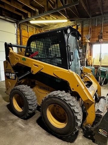 2014 Caterpillar 242D Skid Steer