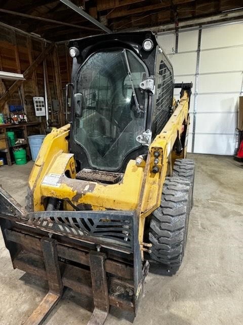 2014 Caterpillar 242D Skid Steer