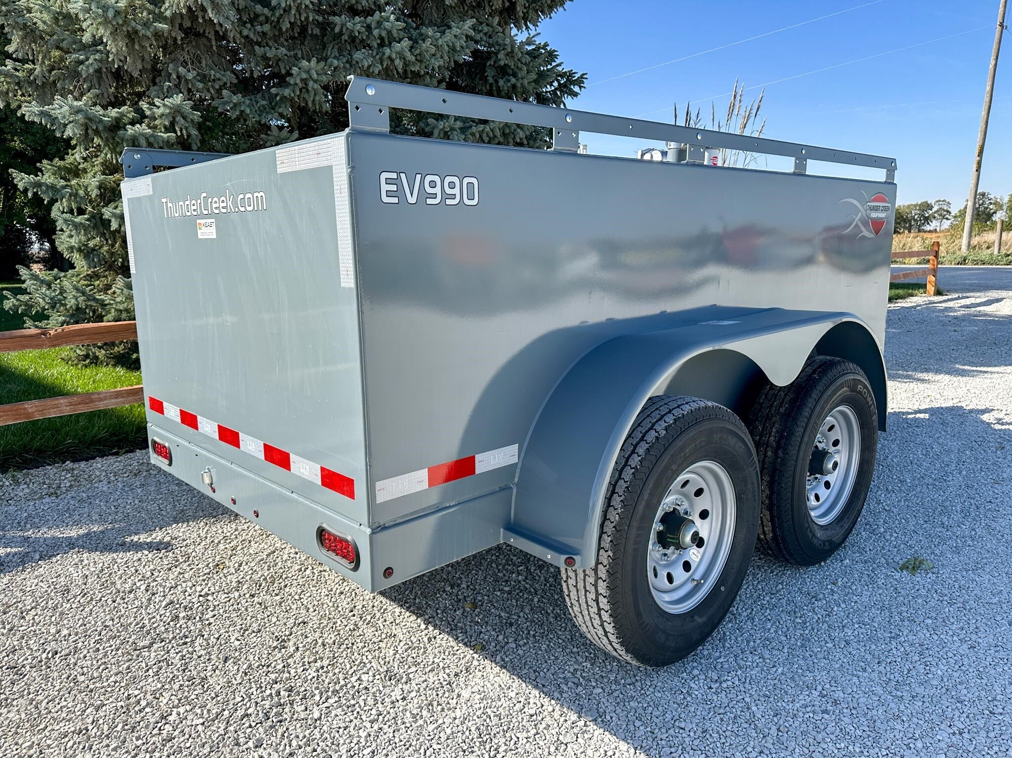 2025 Thunder Creek EV990 Fuel Trucks/Trailer