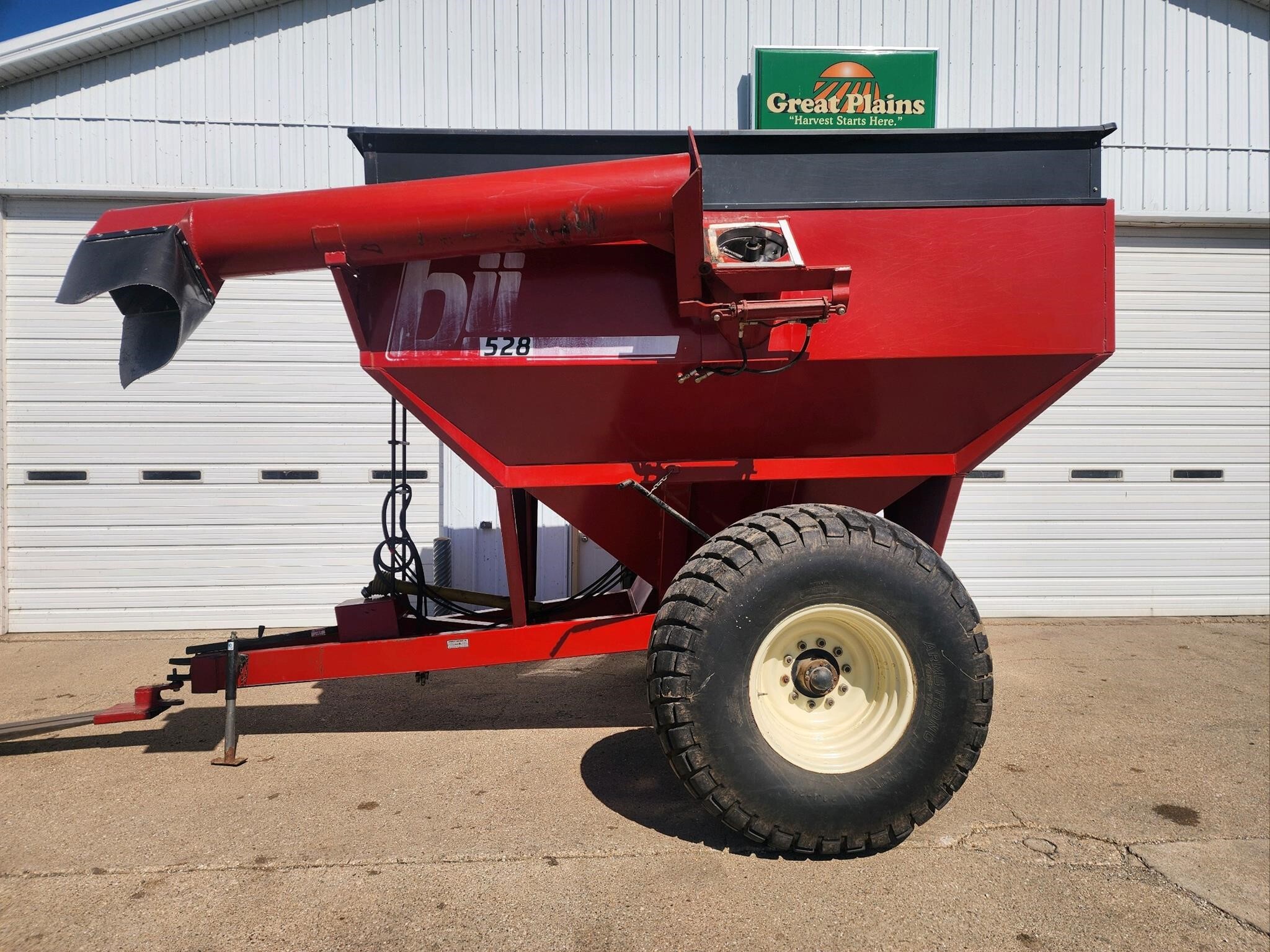  Bradford 528 Grain Cart
