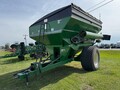 2018 Unverferth 7250 Grain Cart