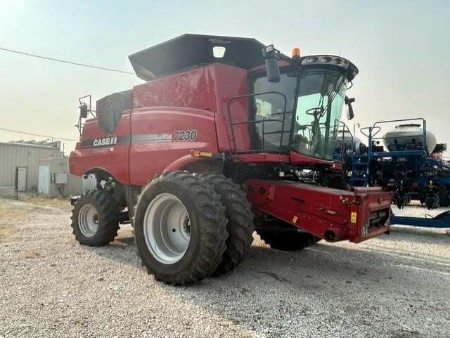 2013 Case IH 7230 Combine